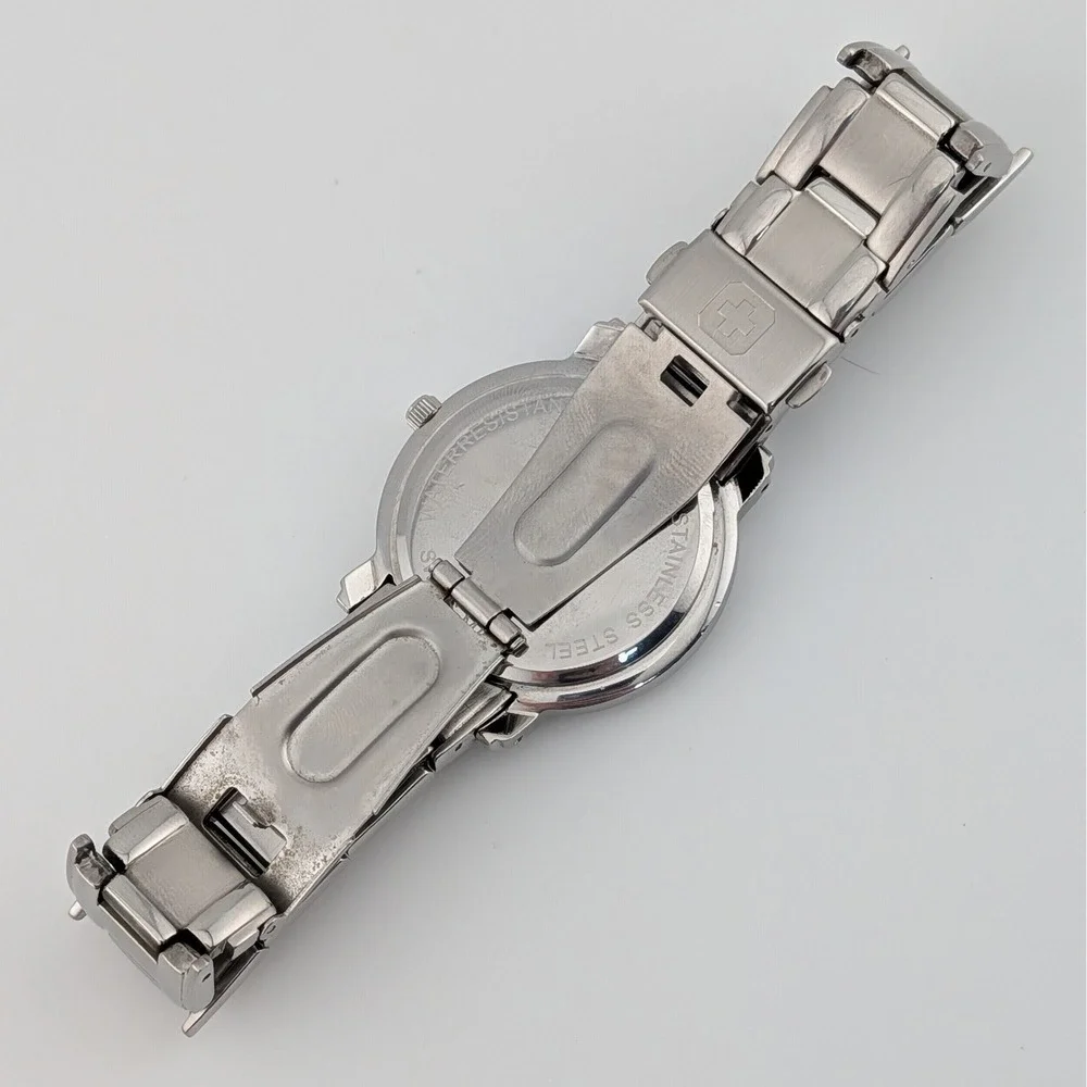Swiss Military Honowa Gray Textured Dial‎ Swiss Made Watch 06-547 Stainless